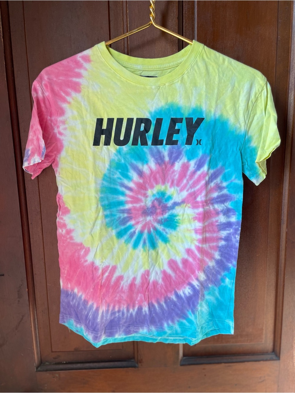 Hurley boys large short sleeve tye dye shirt